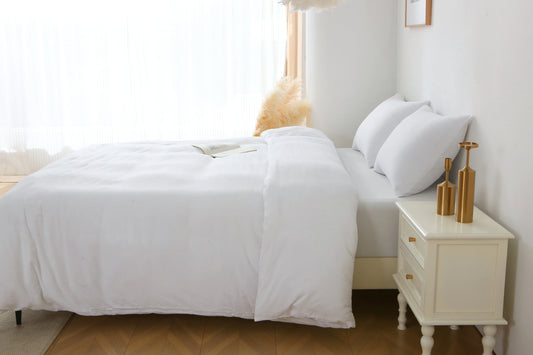 Breez Retail Therapy Bedding Duvet Cover and Pillow Shams