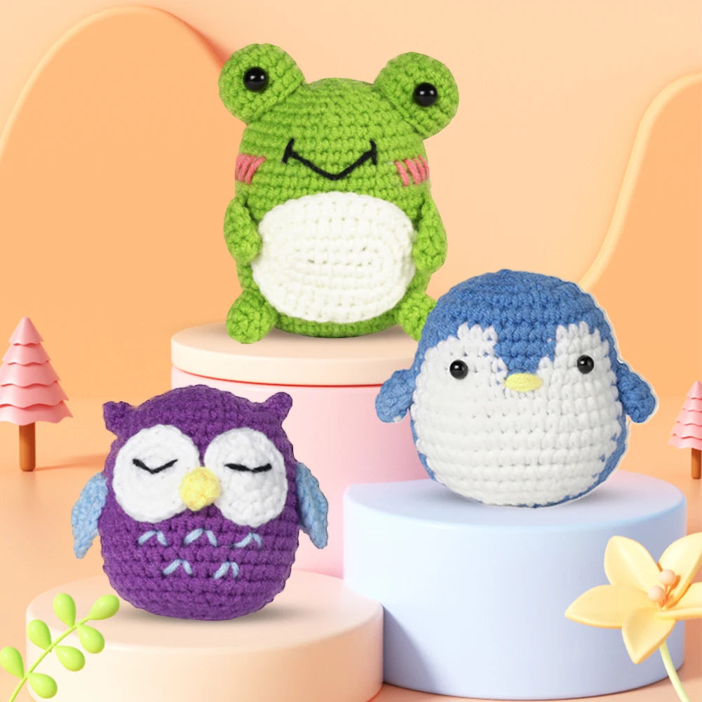 Alloet Beginner Crochet Kit - Cute Frog Owl Penguin Set