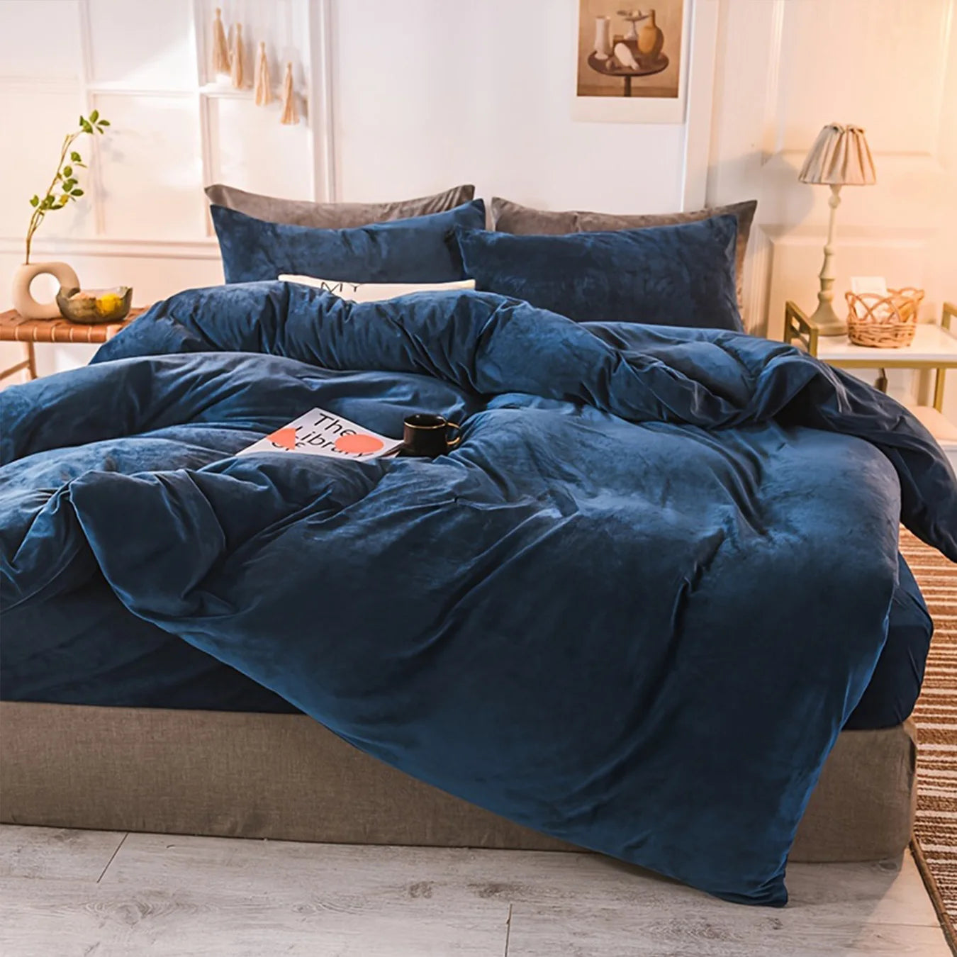 LISSTHERCN Velvet Duvet Cover Set 3 Piece Bedding Essentials