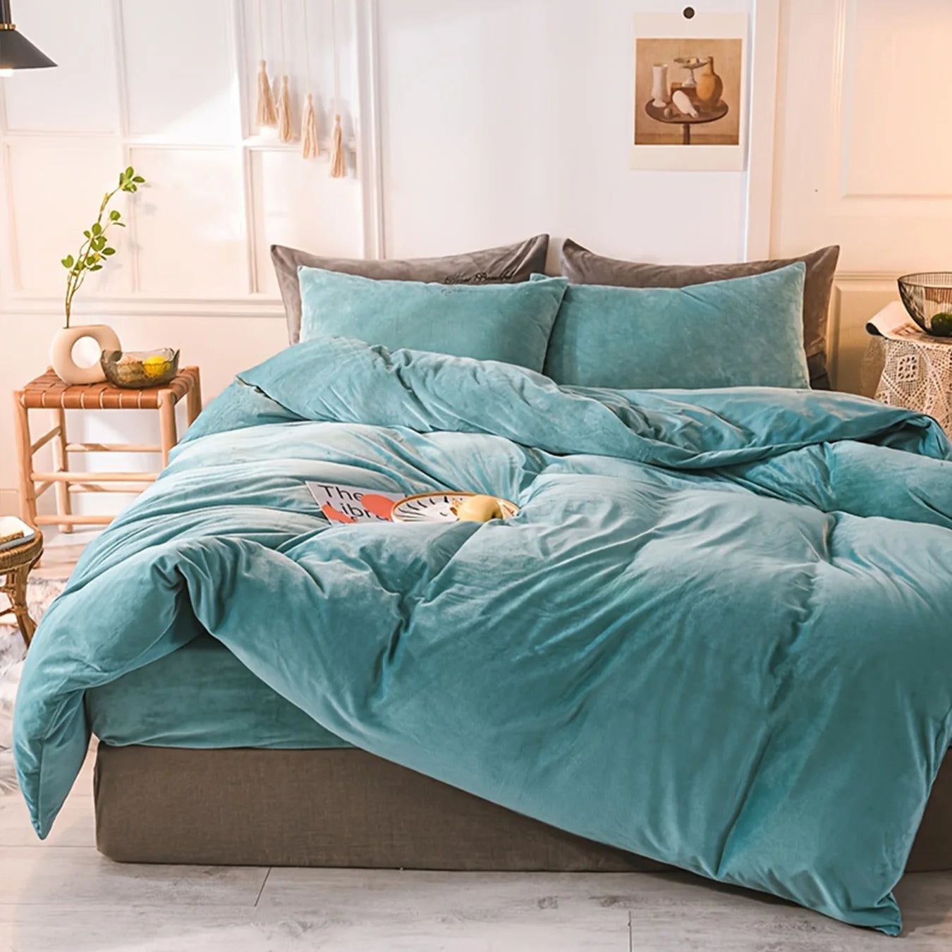 LISSTHERCN Velvet Duvet Cover Set 3 Piece Bedding Essentials